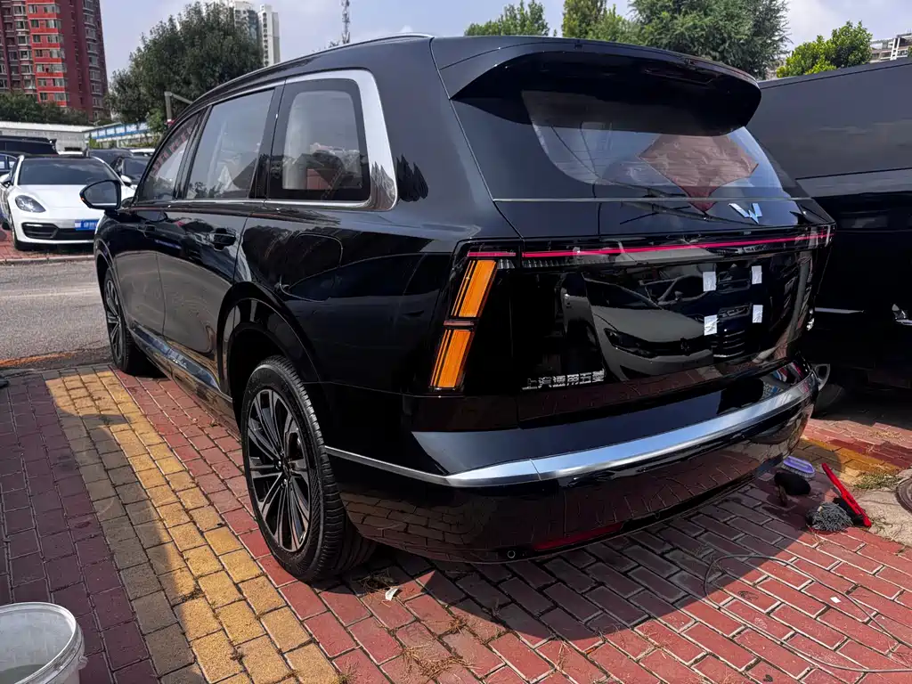 Wuling Xingguang L — миниатюра 16