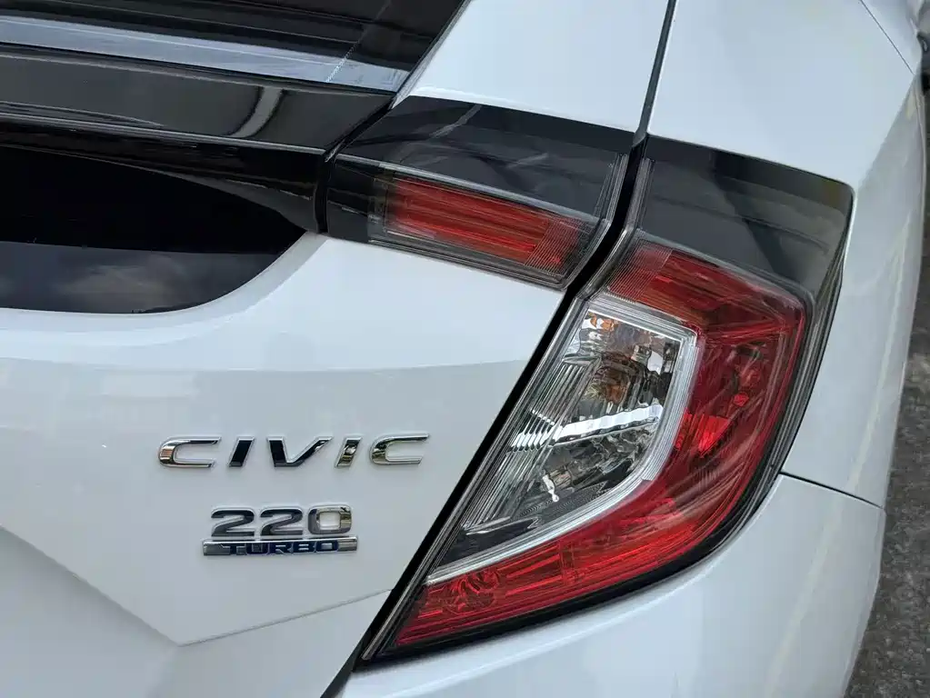 Honda Civic — миниатюра 25