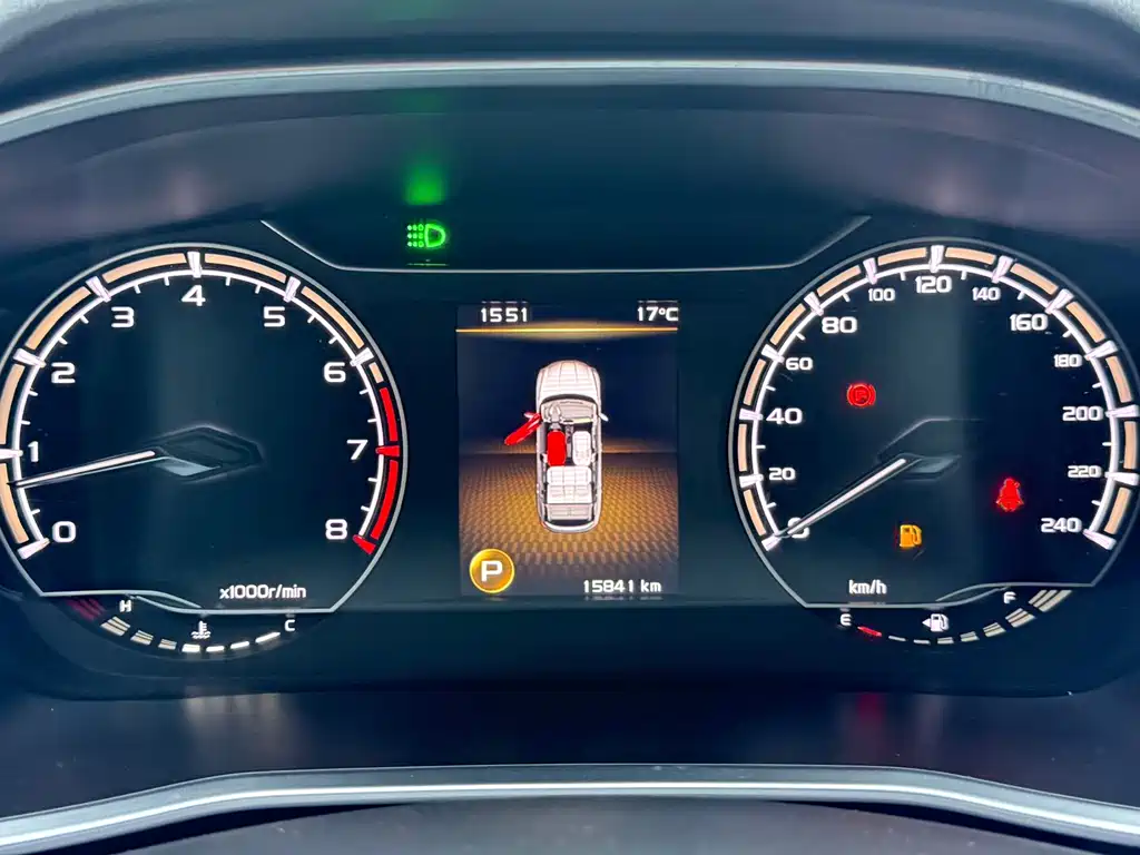 Geely Binyue — миниатюра 7