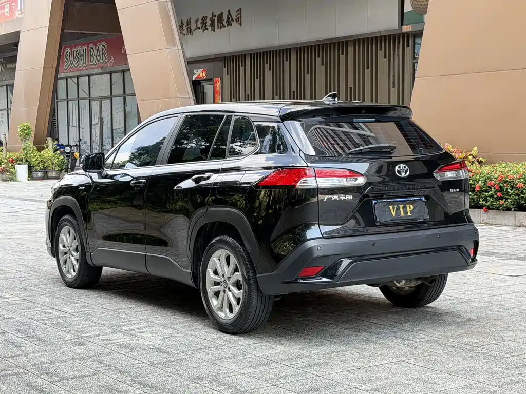 Toyota Frontlander — миниатюра 12