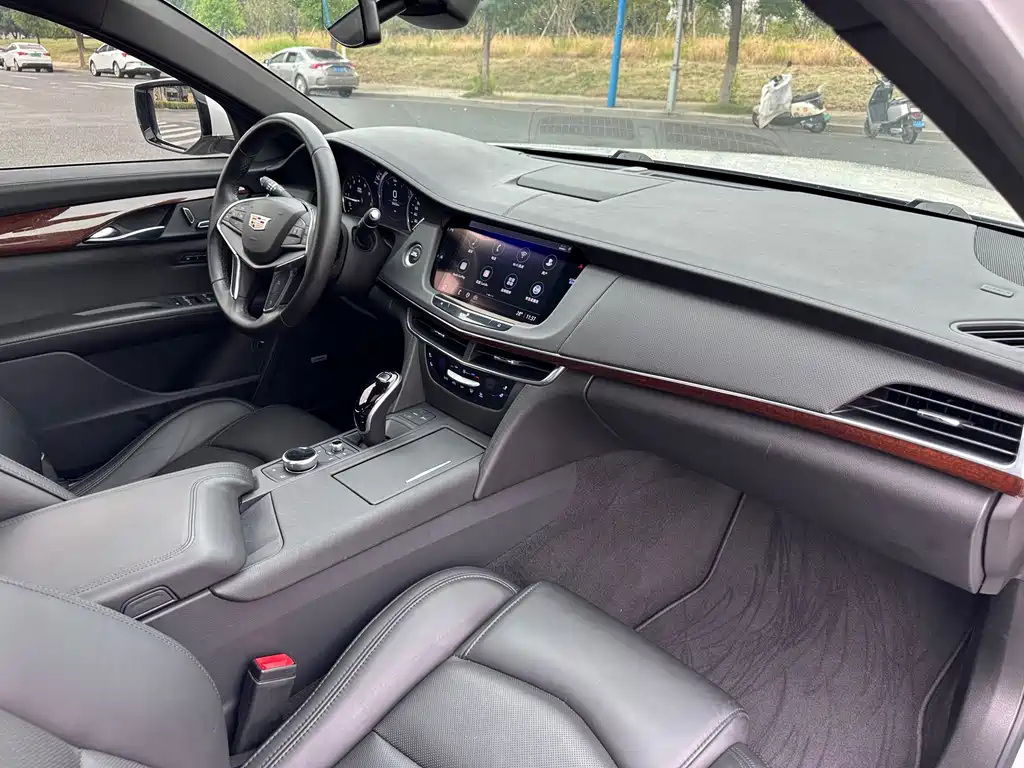 Cadillac CT6 — миниатюра 15
