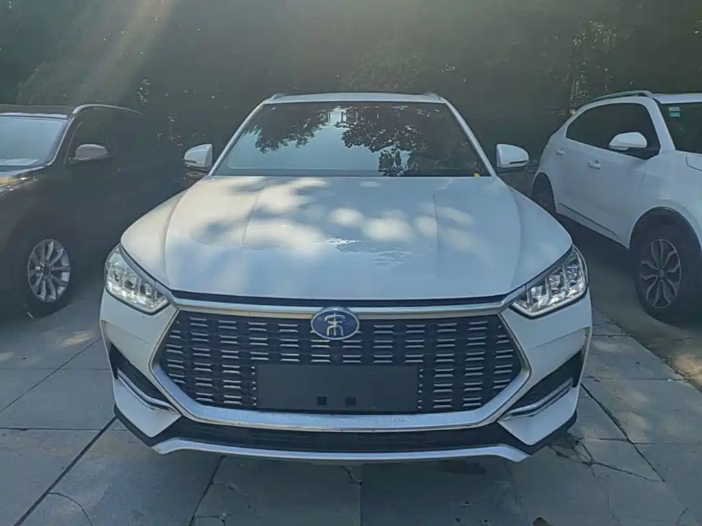 BYD PLUS — миниатюра 3