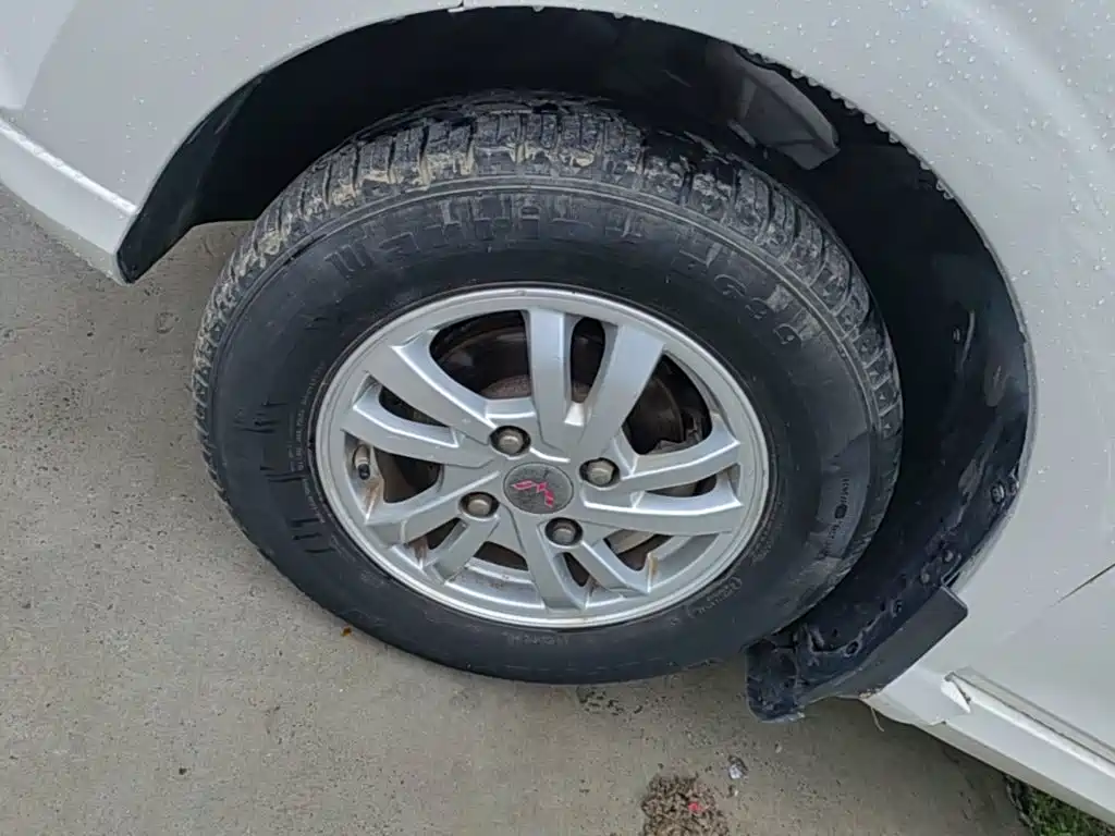 Wuling Hongguang — миниатюра 23
