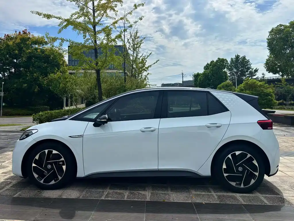Volkswagen ID.3 — миниатюра 5
