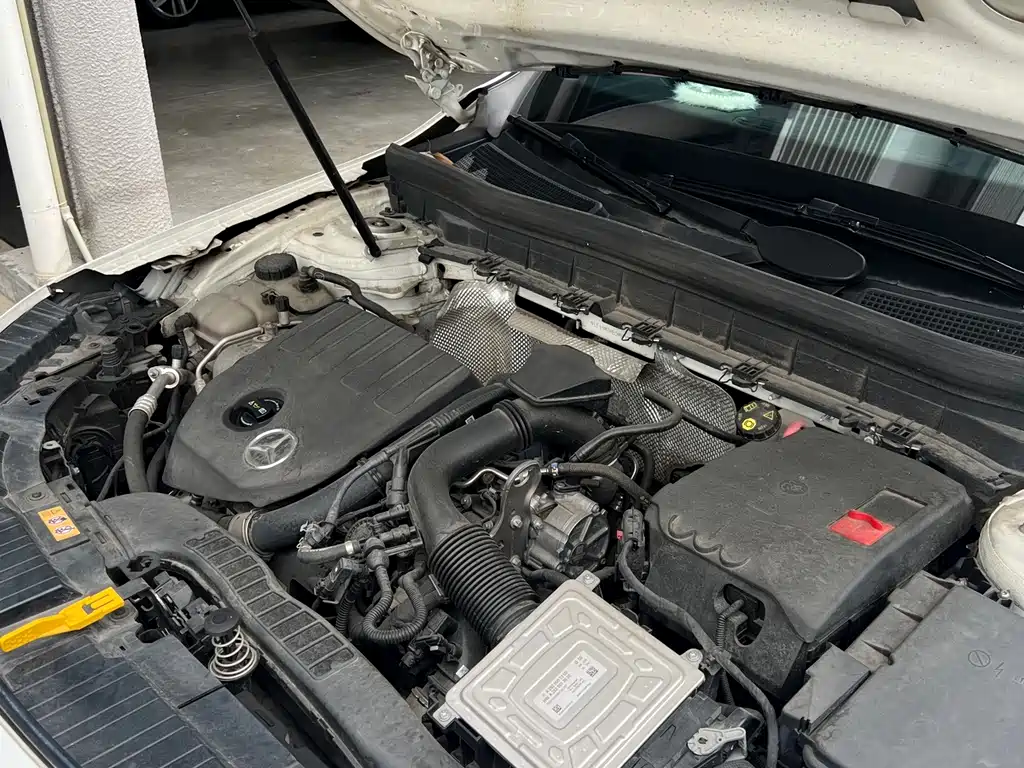 Mercedes-Benz GLB — миниатюра 14
