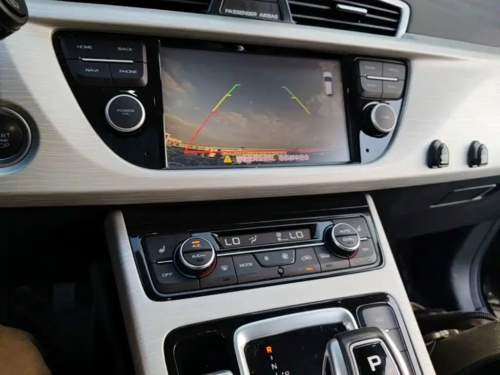 Geely Boyue — миниатюра 13