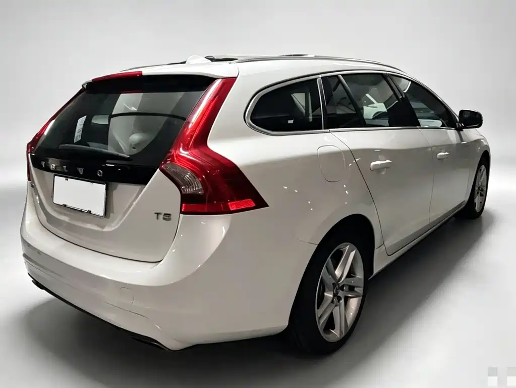Volvo V60 — миниатюра 6