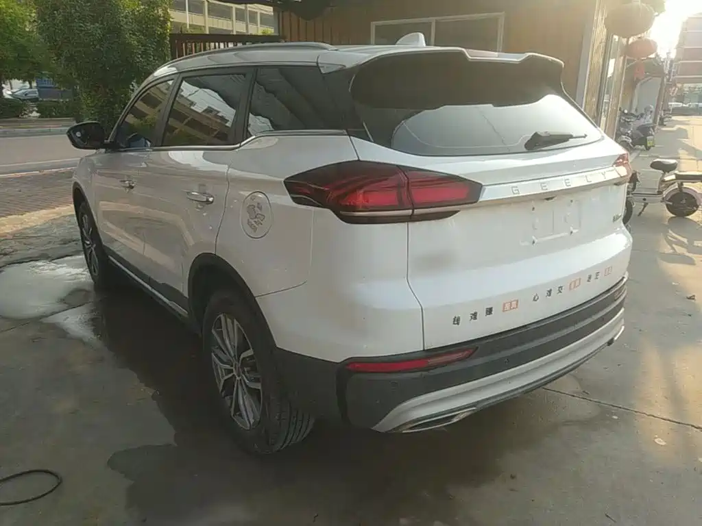 Geely Boyue — миниатюра 5