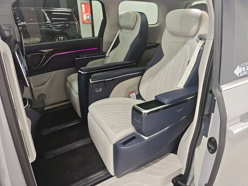 MAXUS G90 — миниатюра 17