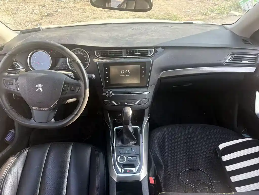 Peugeot 408 — миниатюра 6