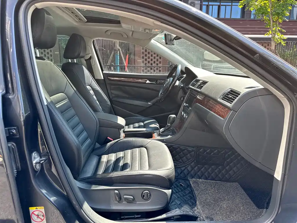 Volkswagen Passat — миниатюра 12