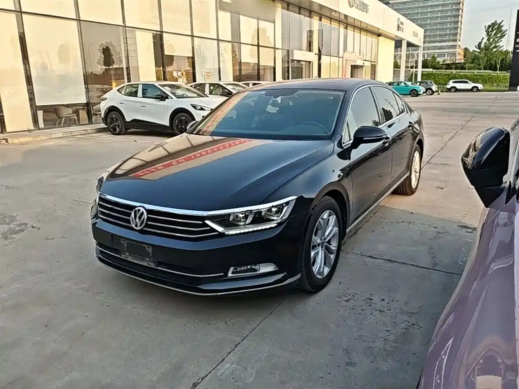 Volkswagen Magotan 2016