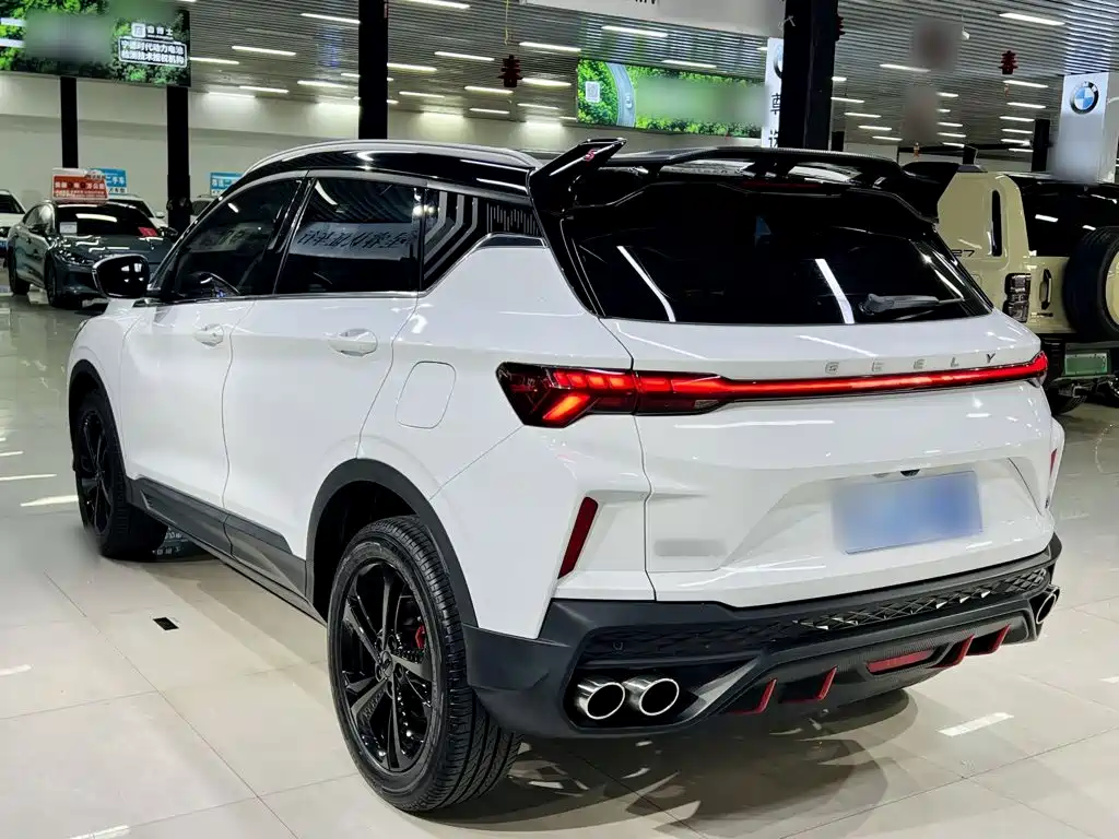 Geely Binyue — миниатюра 10