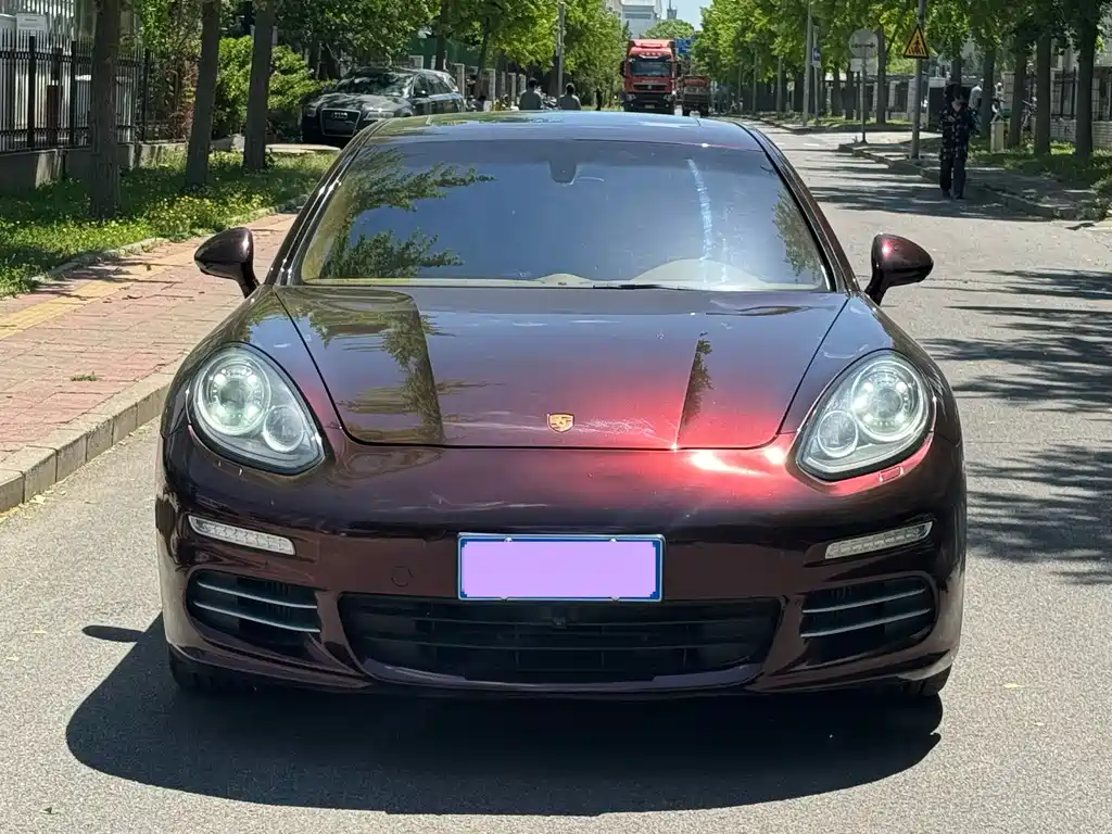 Porsche Panamera 2014 Panamera 4 3.0T