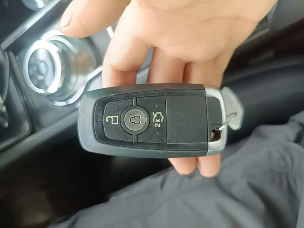 Ford Taurus — миниатюра 9
