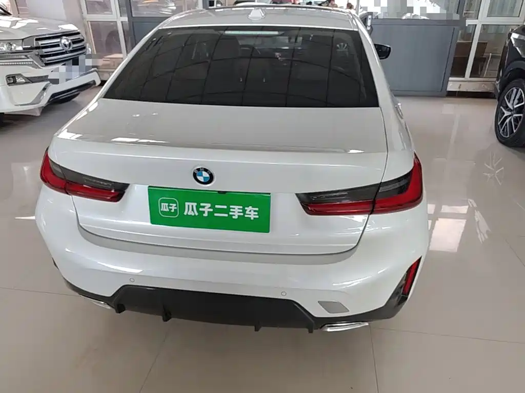 BMW 3 Series — миниатюра 6