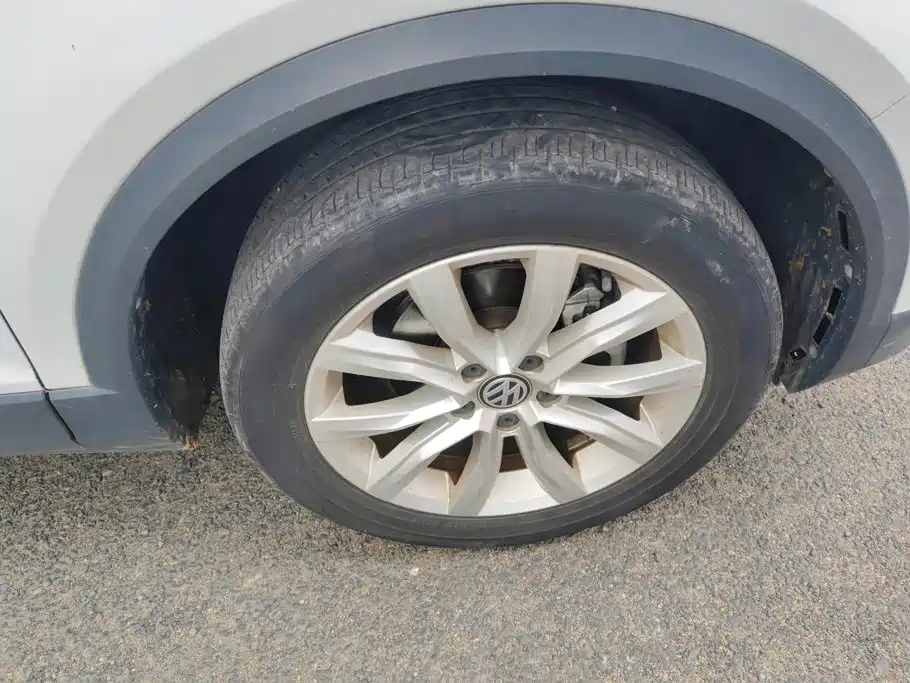 Volkswagen T-Roc — миниатюра 6