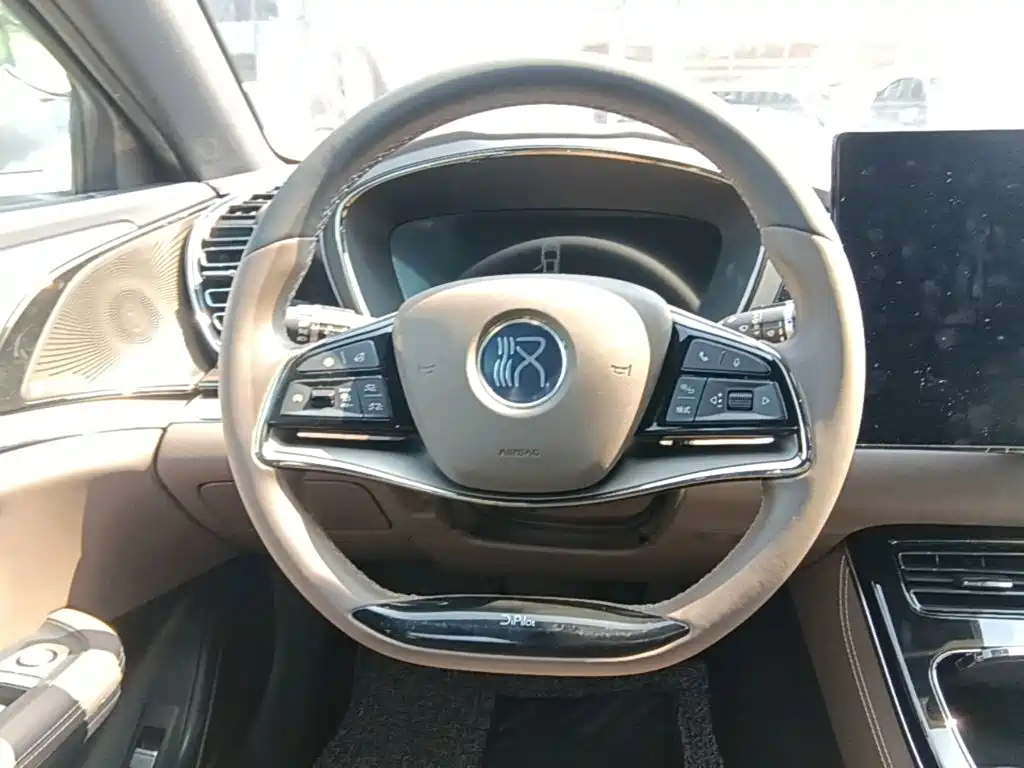 BYD Han — миниатюра 11