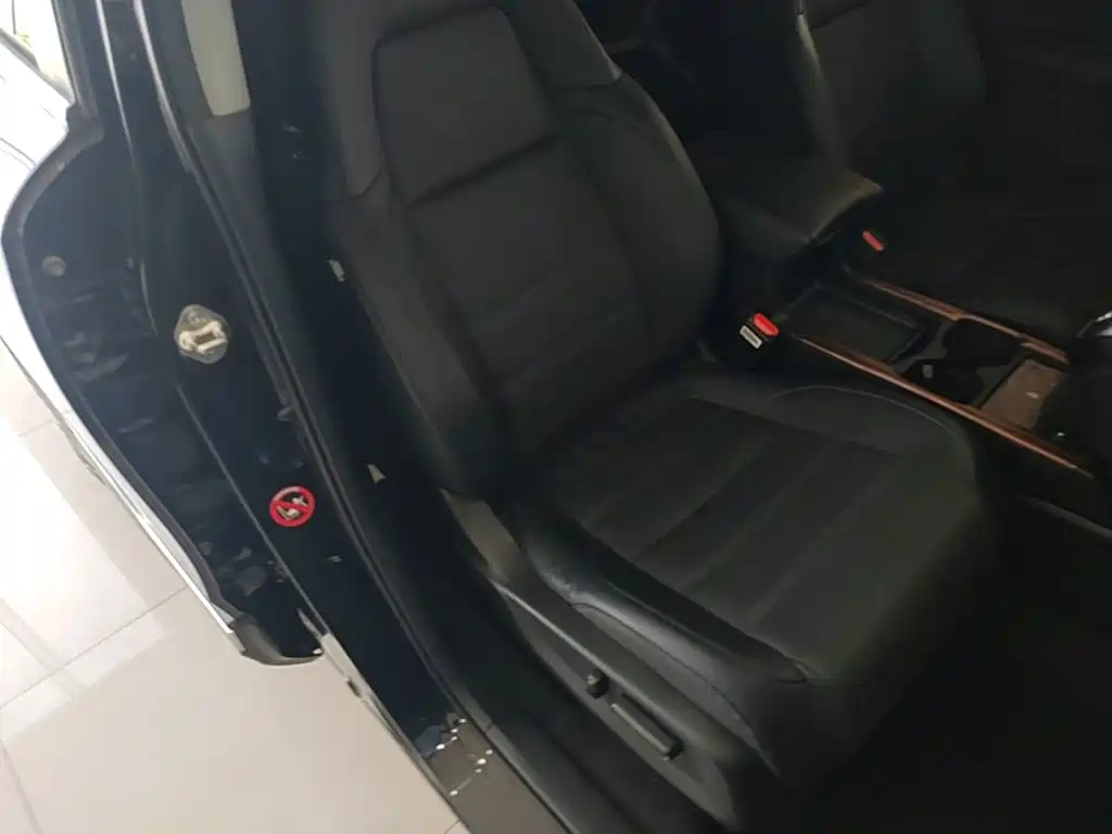 Honda CR-V — миниатюра 25