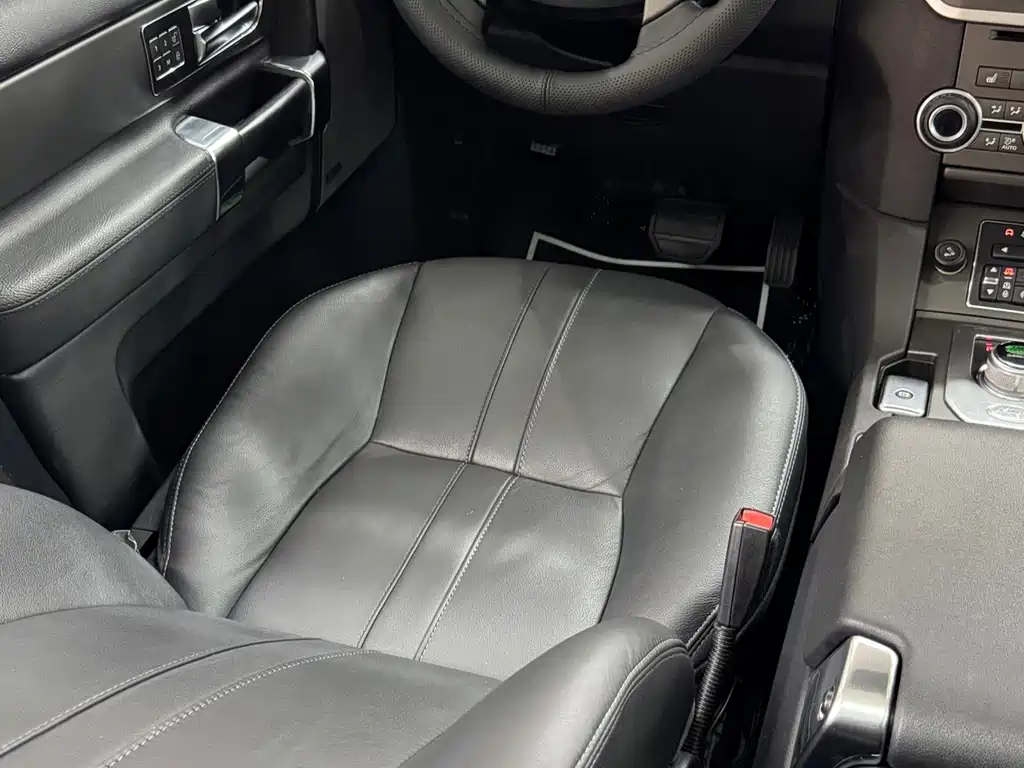 Land Rover Discovery — миниатюра 10