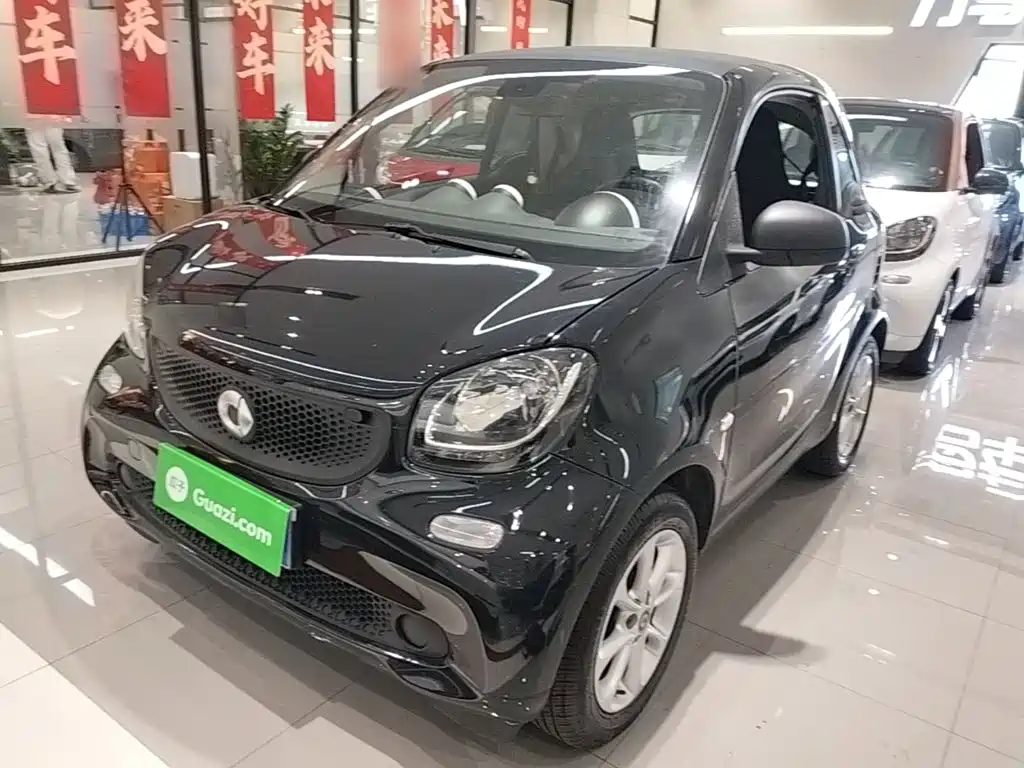 smart Smart Fortwo — миниатюра 2