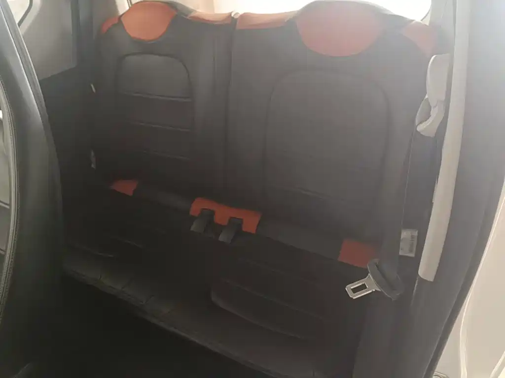 Wuling MINIEV — миниатюра 17