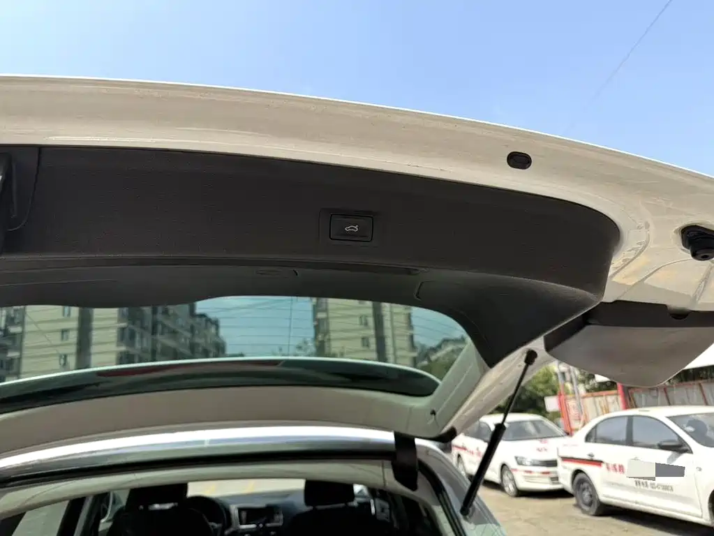 Audi Q5 — миниатюра 7