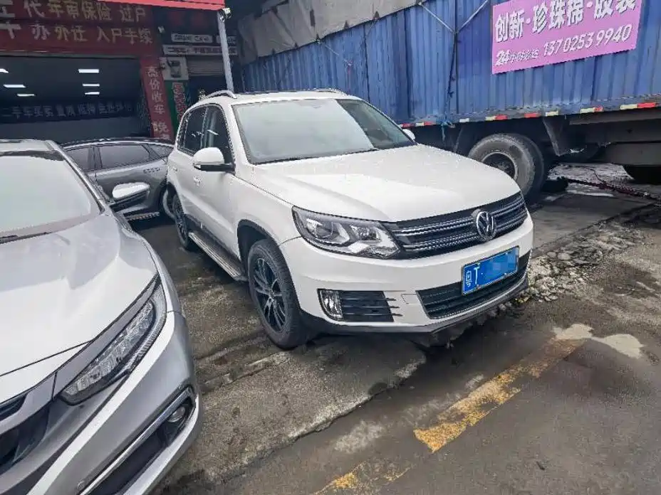 Volkswagen Tiguan — миниатюра 2