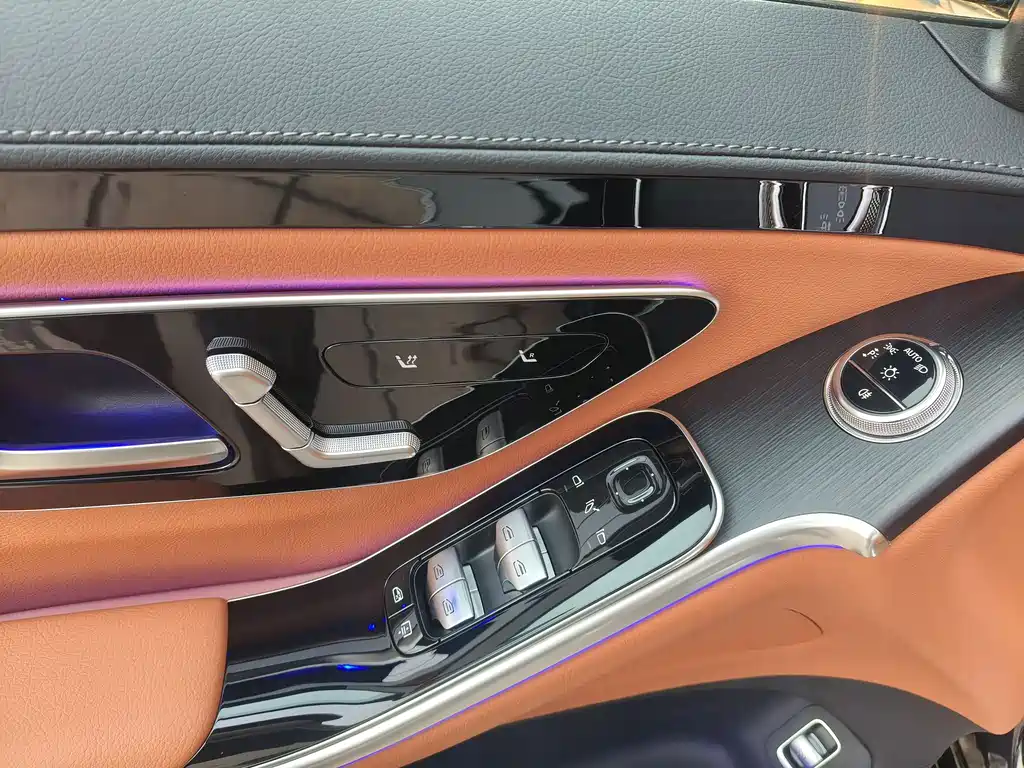 MERCEDES-BENZ S CLASS