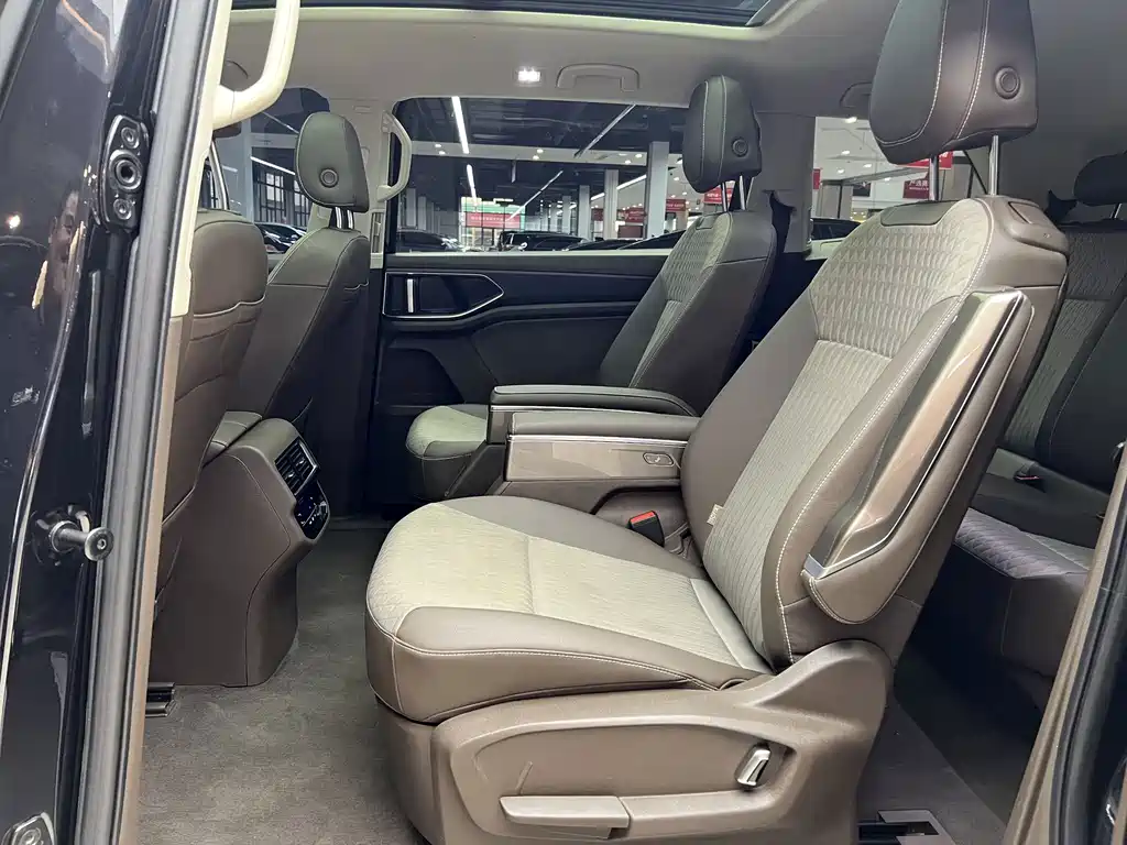 Volkswagen Viloran — миниатюра 13