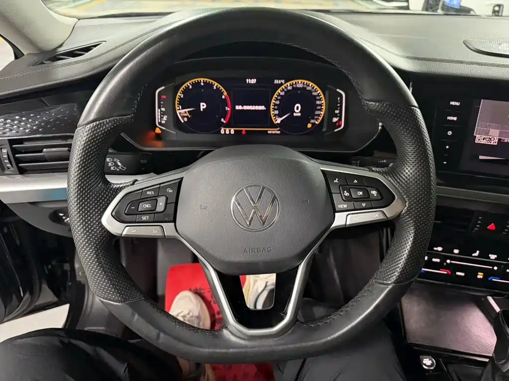 Volkswagen Passat — миниатюра 11