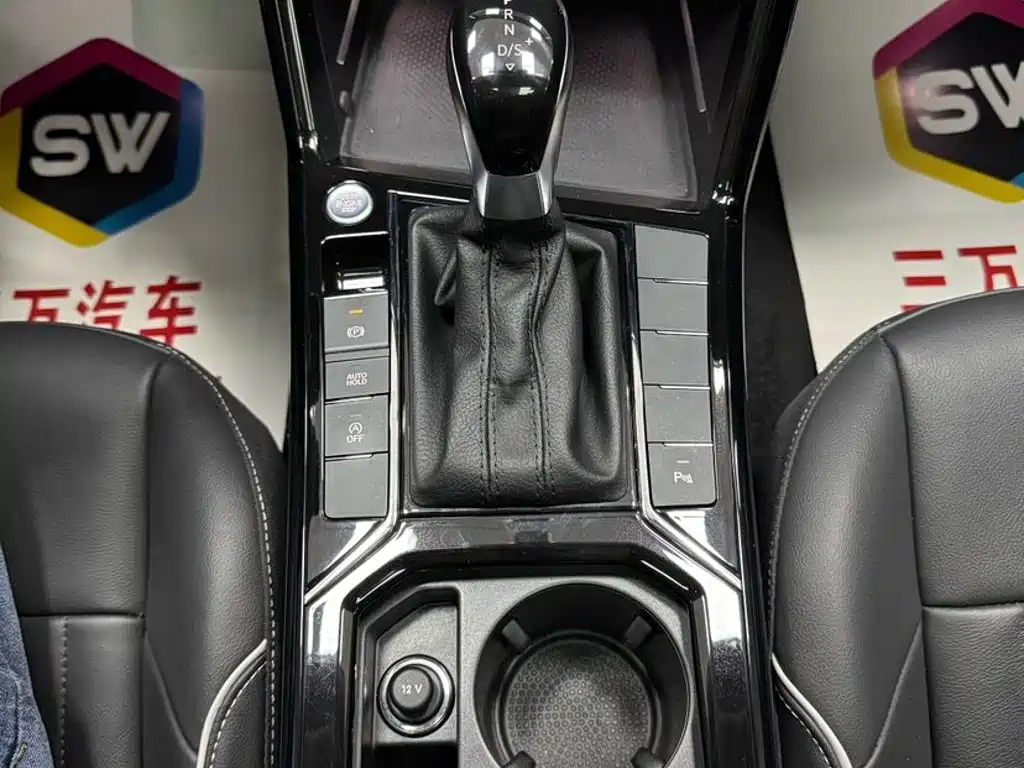 Volkswagen Passat — миниатюра 12