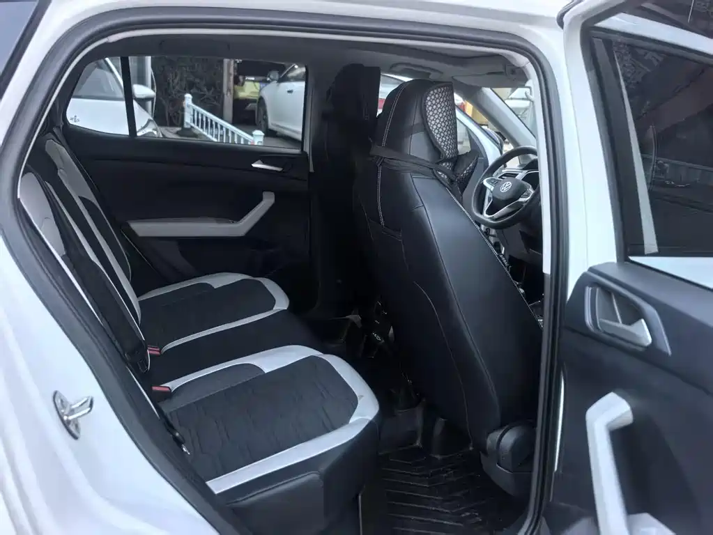 Volkswagen Tharu — миниатюра 7
