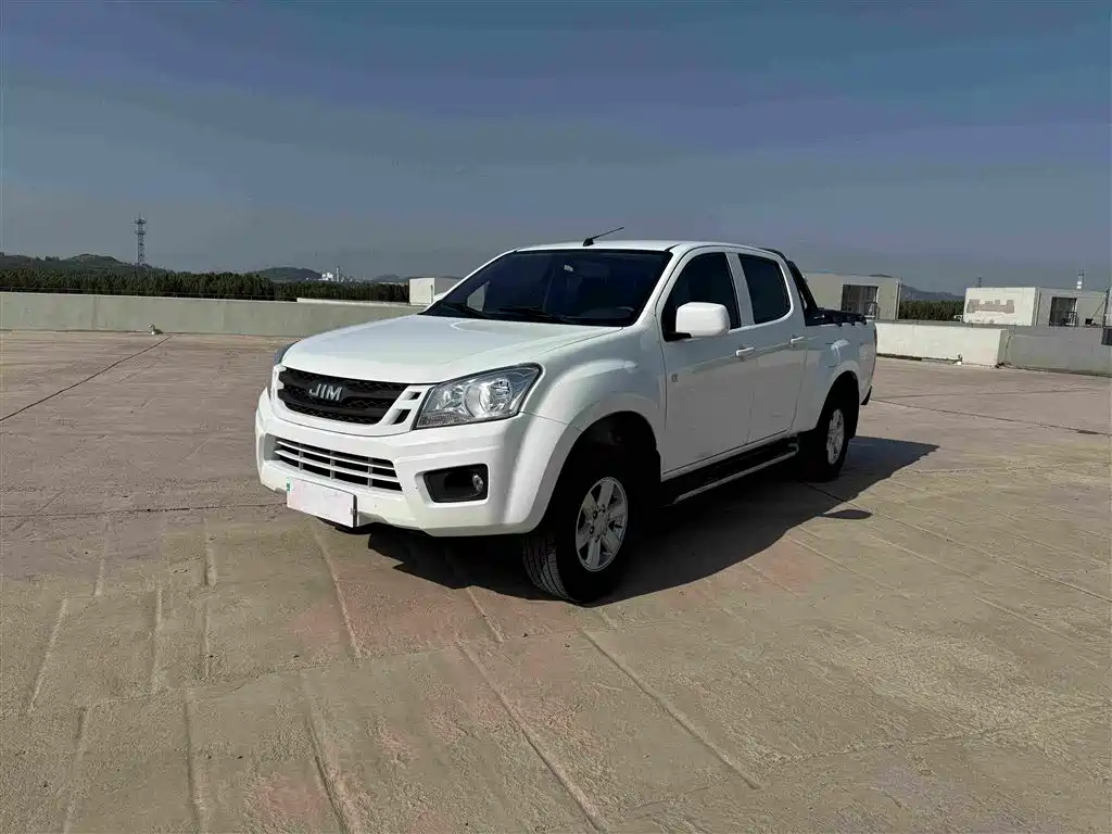 Isuzu RE-MAX Ruimai