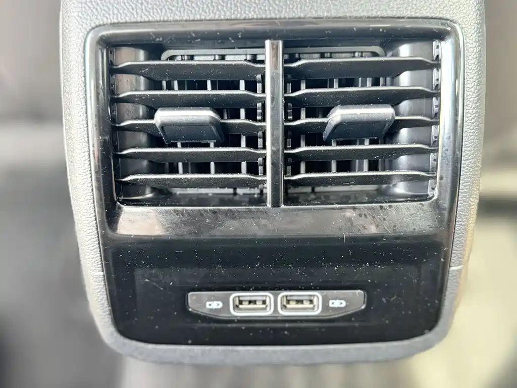Volkswagen Sagitar — миниатюра 11