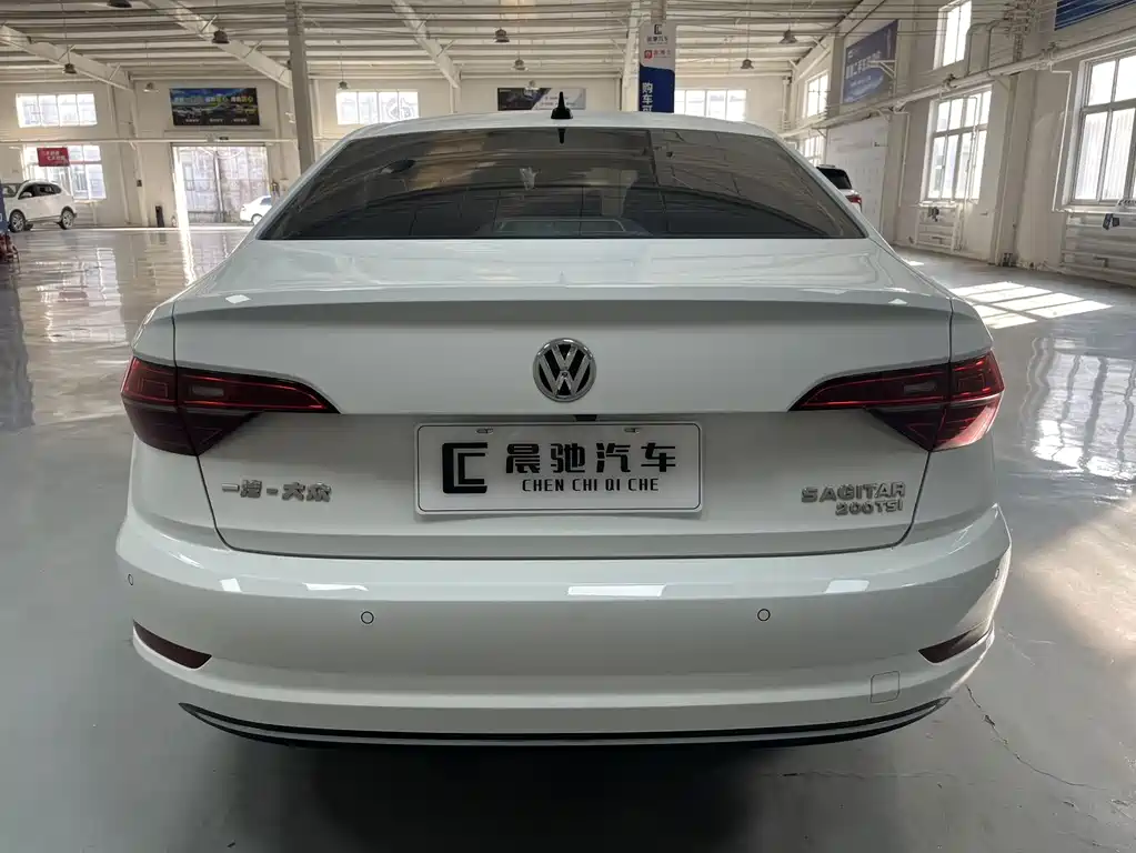 Volkswagen Sagitar — миниатюра 5