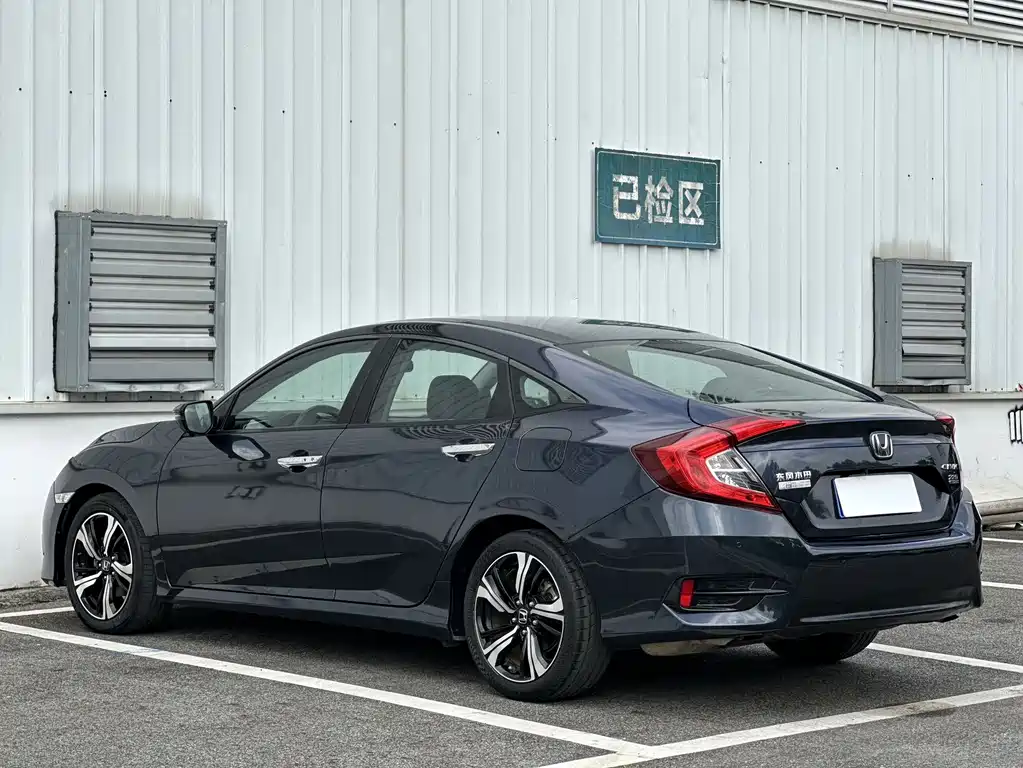 Honda Civic — миниатюра 7