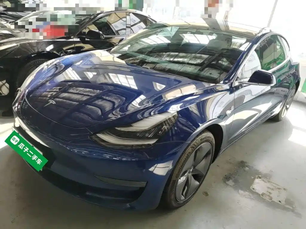 Tesla Model 3 — миниатюра 2