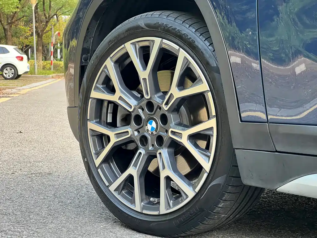 BMW X1 — миниатюра 8