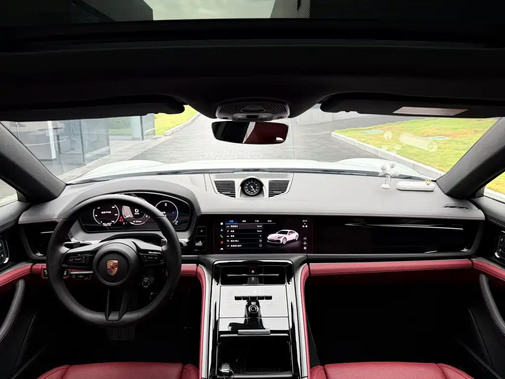 Porsche Panamera — миниатюра 7