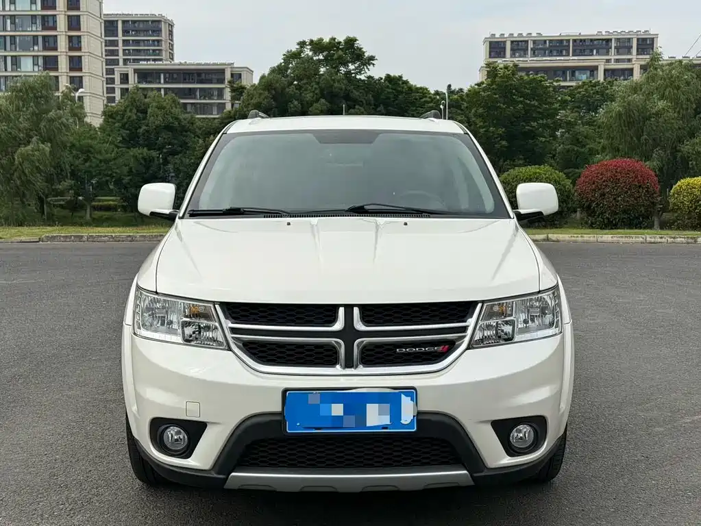 Dodge Journey — миниатюра 2