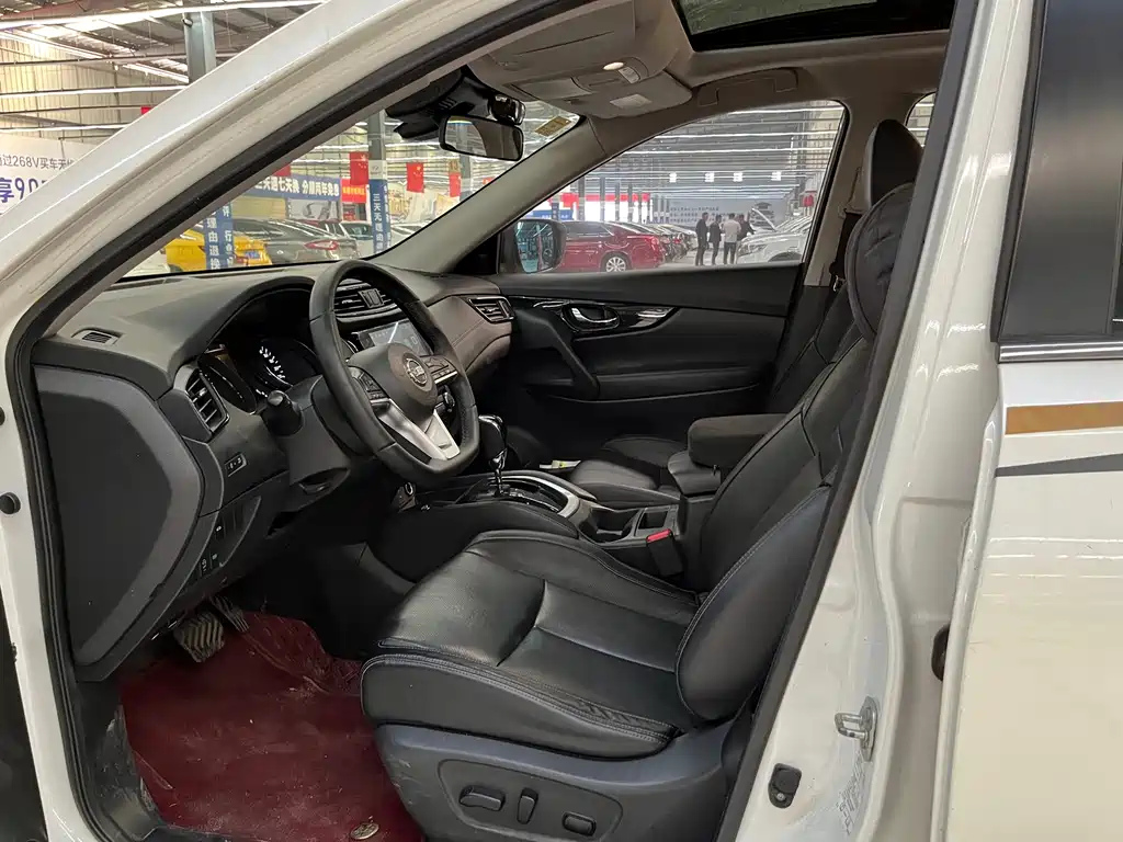 Nissan X-Trail — миниатюра 3