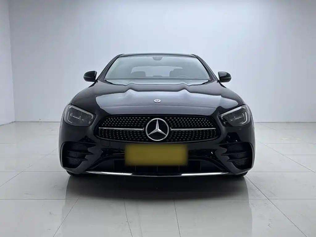 Mercedes-Benz E-Class — миниатюра 4