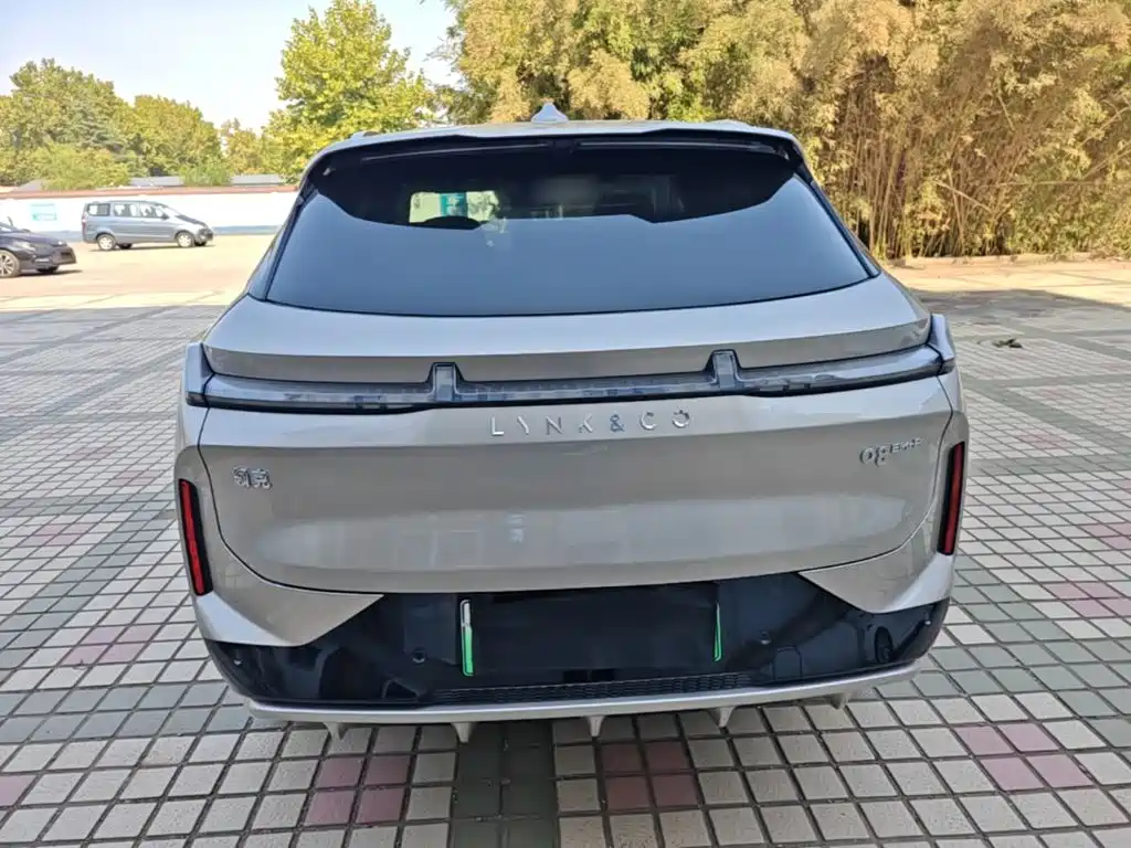 Lynk & Co 08 EM-P — миниатюра 6