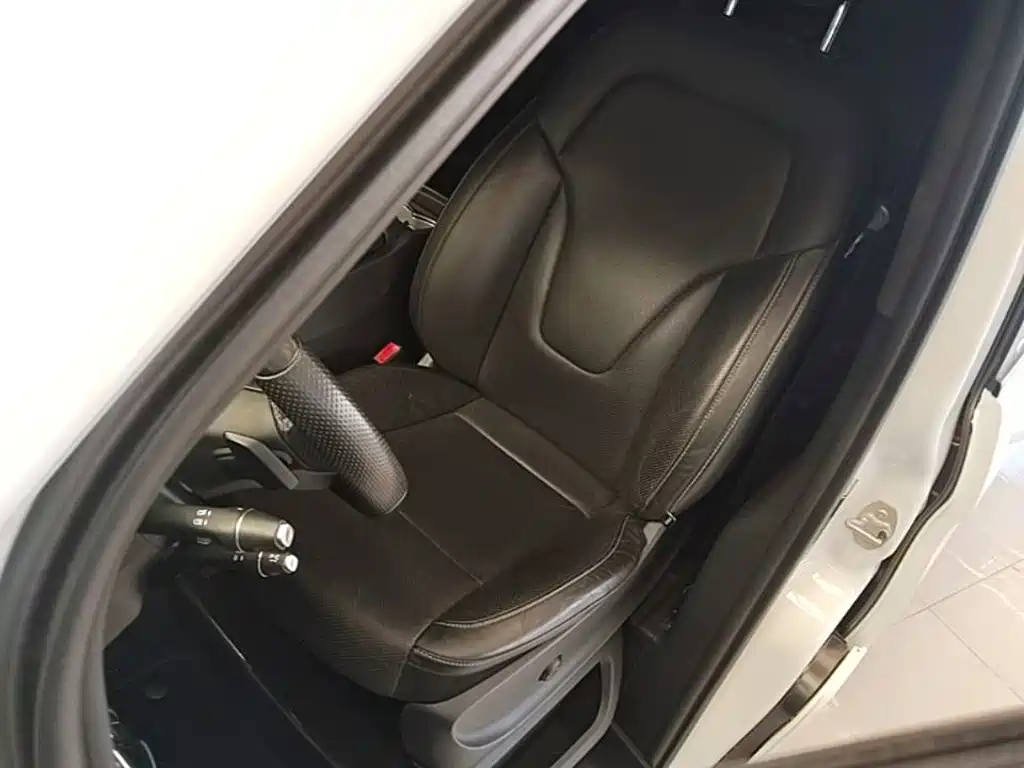 Mercedes-Benz V-Class — миниатюра 15