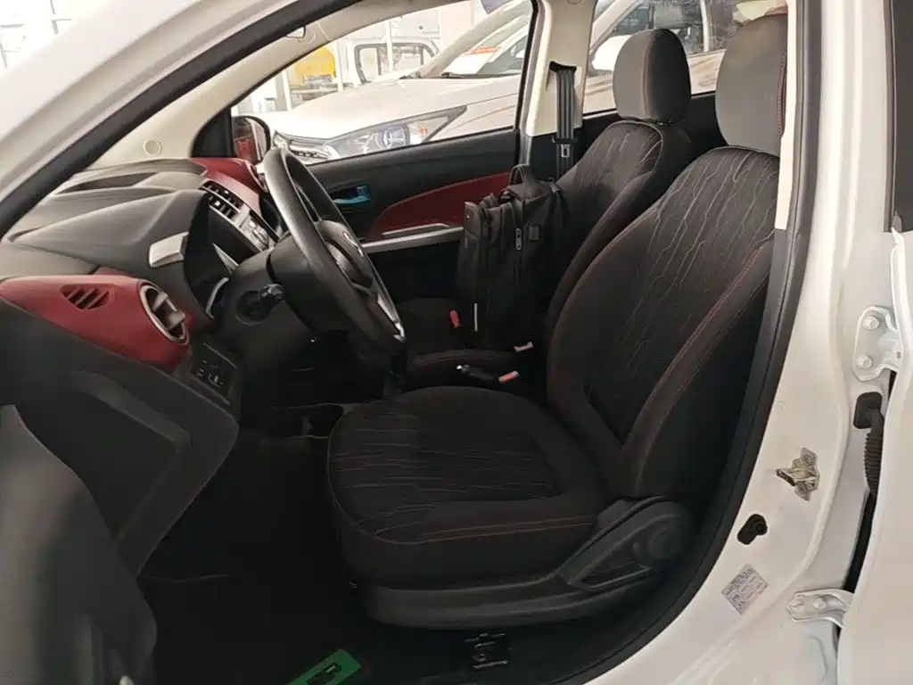 Changan BenBen — миниатюра 15