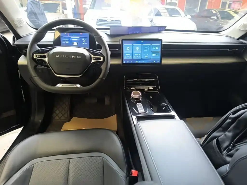 Wuling Xingguang — миниатюра 10