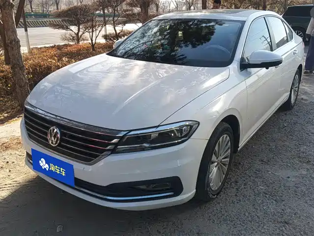 VOLKSWAGEN LAVIDA 2020