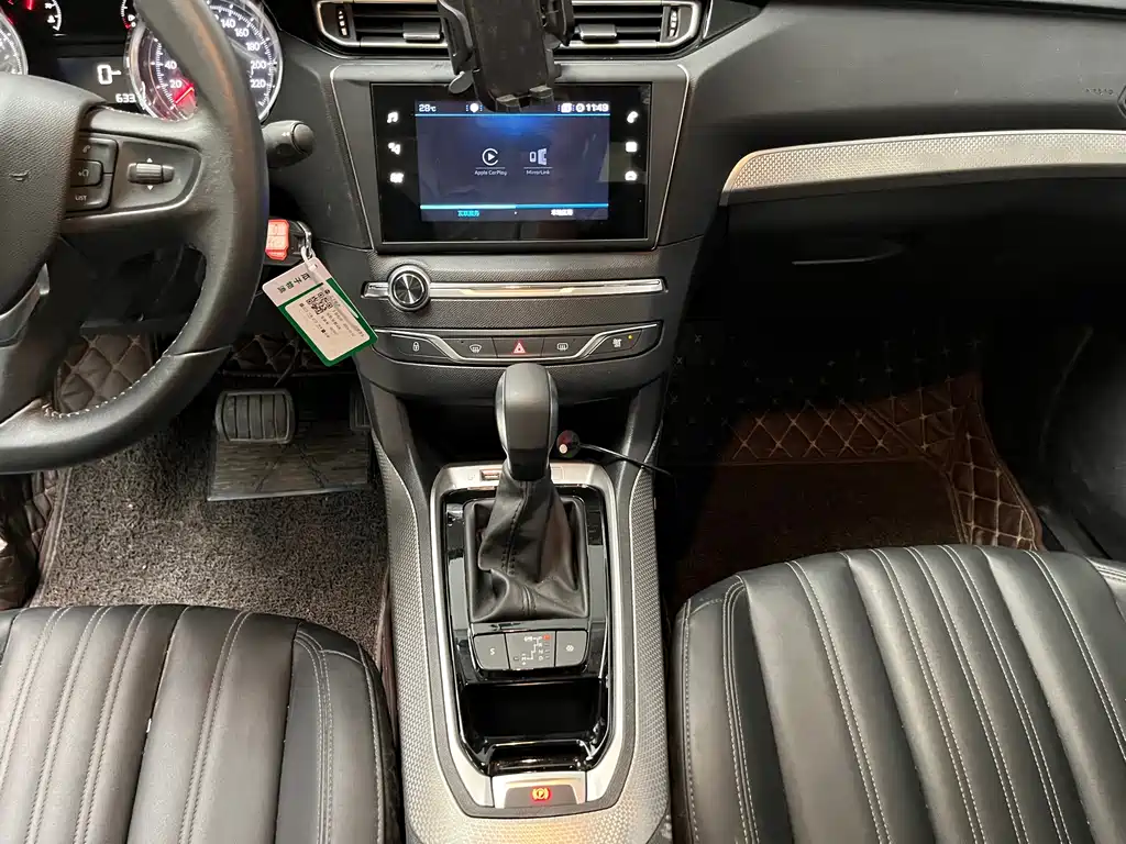 Peugeot 408 — миниатюра 11