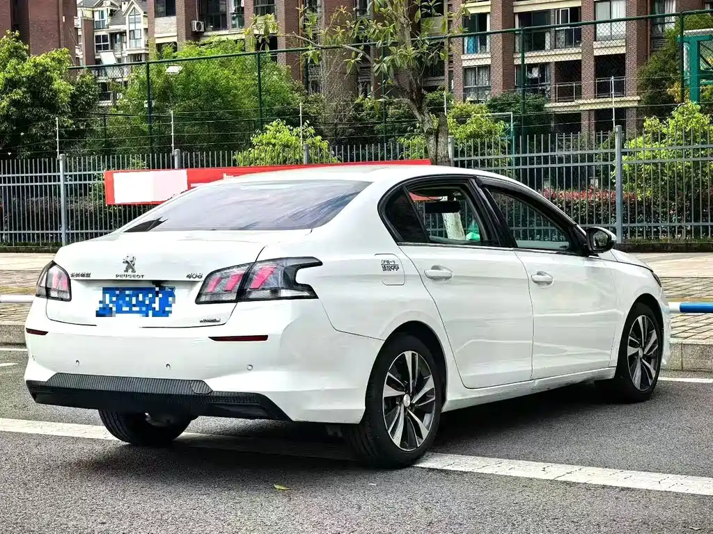 Peugeot 408 — миниатюра 4